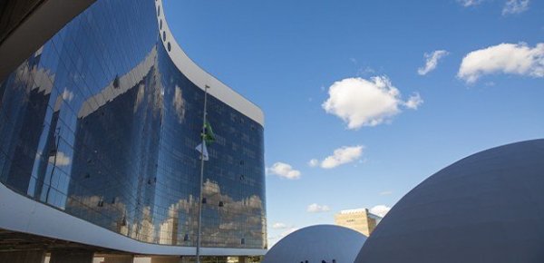 TSE começa a julgar registros de candidaturas à Presidência nesta segunda-feira
