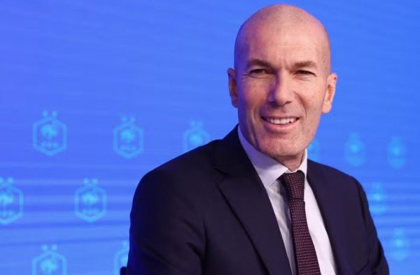 Zidane muda regras de Deschamps e começa a implementar seu estilo na seleção francesa