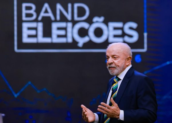 Lula sancionará nesta quarta (21) lei que prevê perdão de dívidas de MEIs