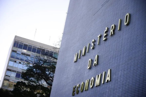 Dívida pública federal cresceu 0,97% e alcança R$ 9,3 trilhões em setembro