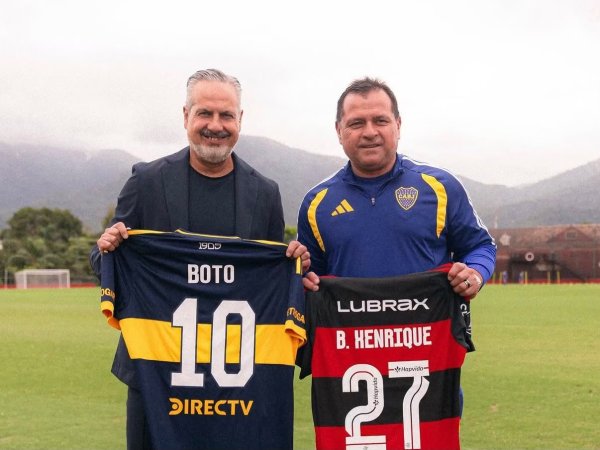 Flamengo recebe delegação do Boca Juniors no Ninho do Urubu antes de decisão contra o Vasco