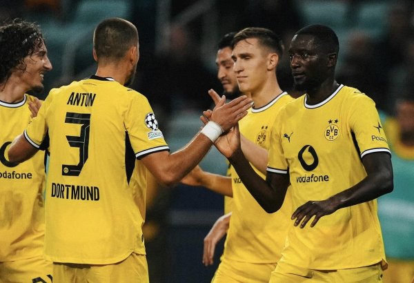 Borussia Dortmund evita chuveiros de estádio em Baku por preocupação com possível contaminação