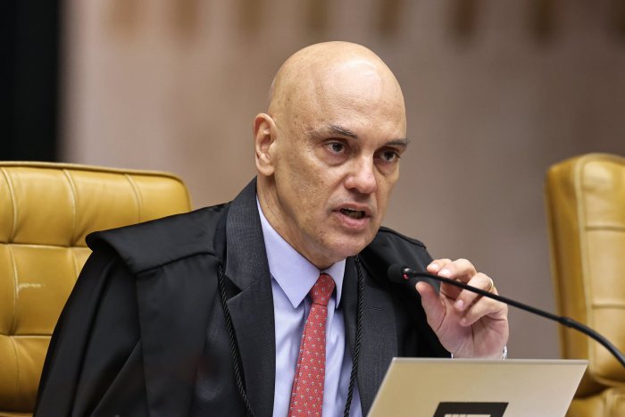 Deputados europeus cobram da UE que avalie sanções contra Moraes