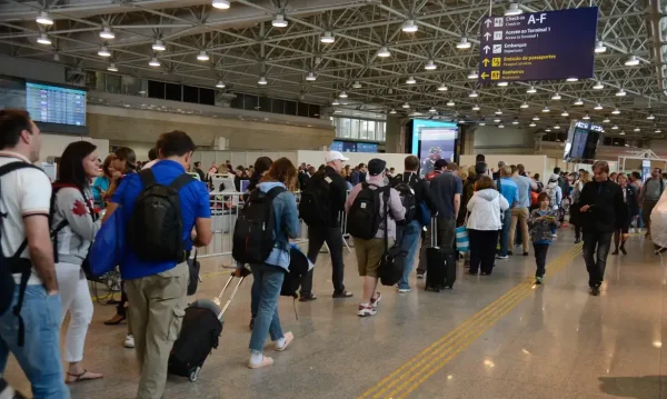 Começam a valer novas regras da ANAC, para punir passageiros indisciplinados