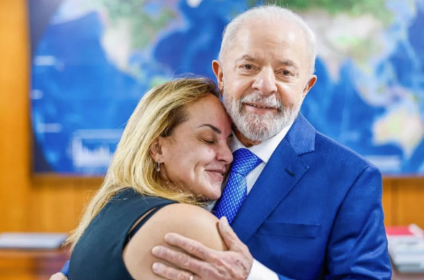 Lurian, filha de Lula, frequentou Planalto mais vezes que Lulinha