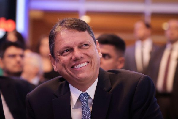 Tarcísio é eleito governador por São Paulo
