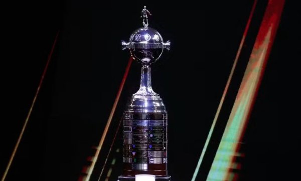 Palmeiras e Estudiantes vão decidir a Libertadores 2026 no dia 28 de novembro, no Uruguai