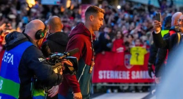 Cristiano Ronaldo pode ser suspenso por até seis meses após deixar concentração de Portugal