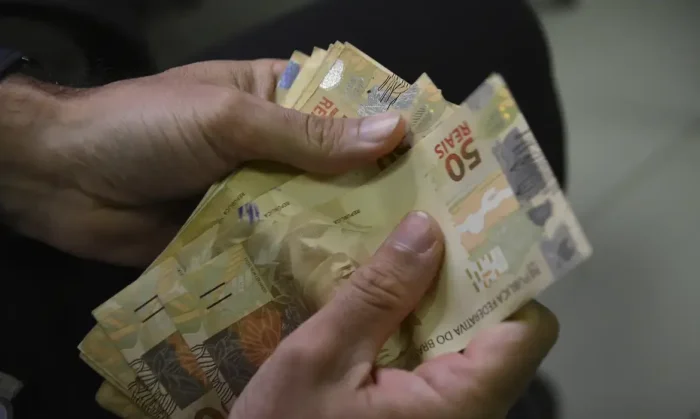 Boletim Focus eleva projeção de inflação em 2026 e reduz PIB
