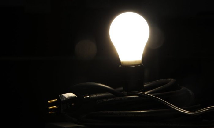 Conta de luz sobe 7,42% em setembro e tem maior impacto no IPCA-15, considerada a prévia da inflação