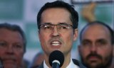 Campanha de Flávio Bolsonaro escolhe Deltan Dallagnol para analisar documentos de Lula