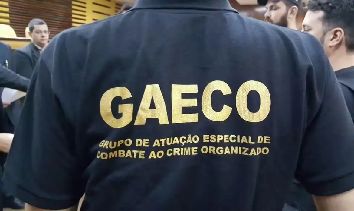 GAECO deflagra terceira fase da Operação Carbono Oculto em sete estados
