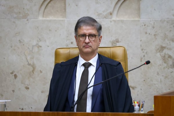 Delegados da PF pedem impedimento de Paulo Gonet em caso do Banco Master