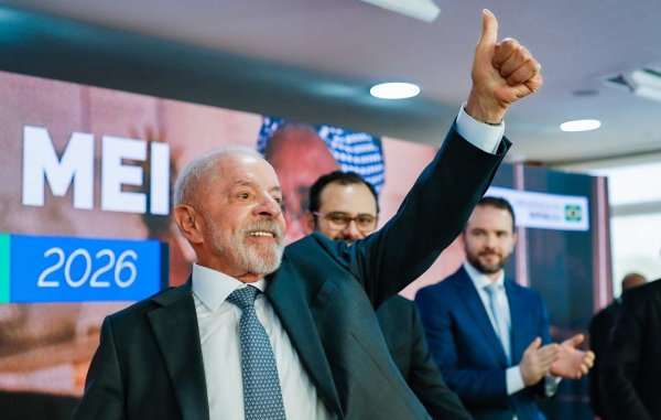 Lula planeja ir ao Senado após votação da PEC que prevê fim da escala 6x1