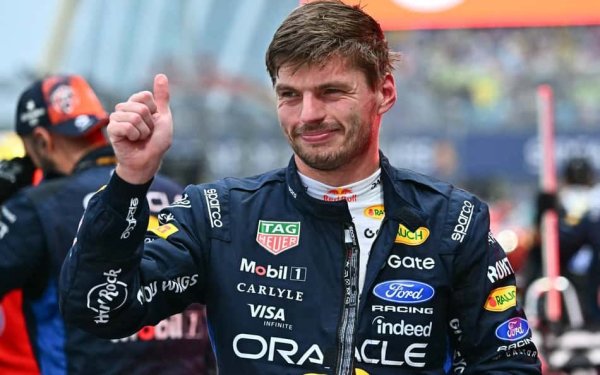 Max Verstappen domina GP de Singapura e vence pela segunda vez seguida na temporada