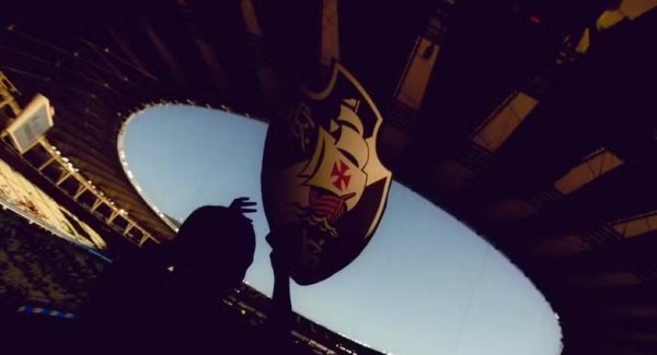 Vasco desiste de levar jogo contra Boca para fora do Rio e faz novo pedido pelo Maracanã