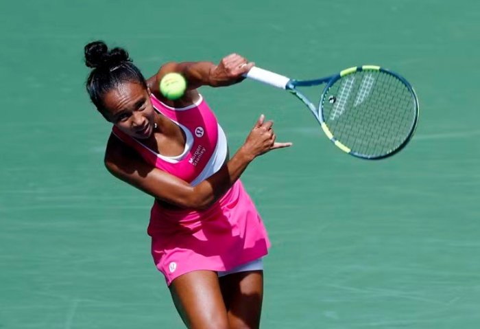 Leylah Fernandez fica fora do SP Open por problema com visto