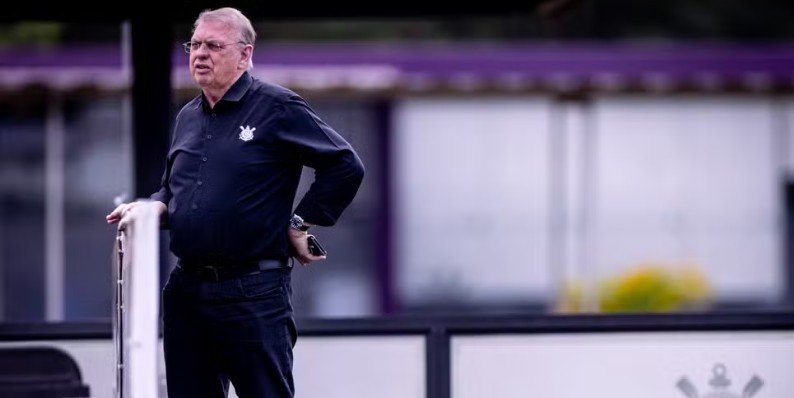 Bastidores: desabafo de Gabriel Paulista expõe atrito entre elenco e presidente do Corinthians