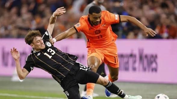 Holanda busca empate no fim contra a Alemanha em estreia de Xavi e Klopp na Nations League
