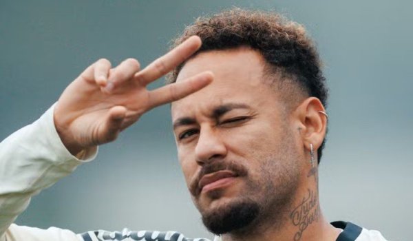Neymar deve voltar contra o Flamengo; Arão fica à disposição do Santos no clássico