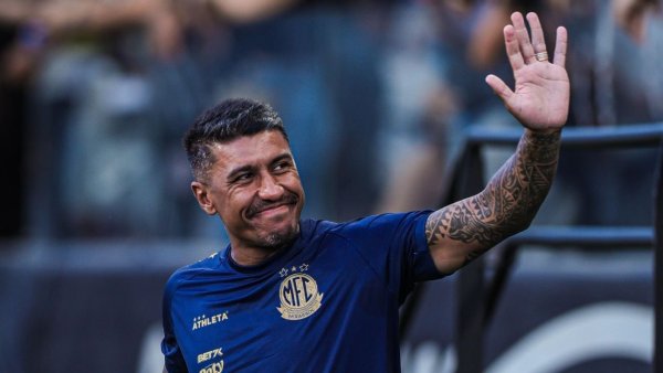 Paulinho acerta com o Cruzeiro e será novo coordenador do clube