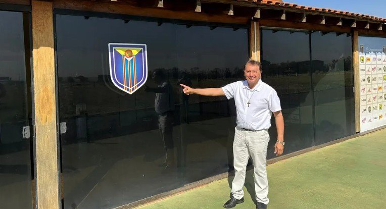 Padre coloca Catanduva Futebol Clube à venda por R$ 1,5 milhão e já recebe seis propostas