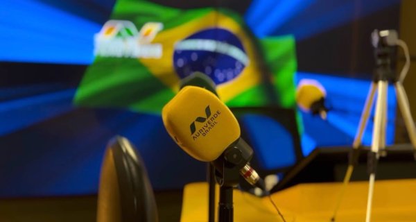 Auriverde Brasil transmite apuração do 1º turno das eleições neste domingo