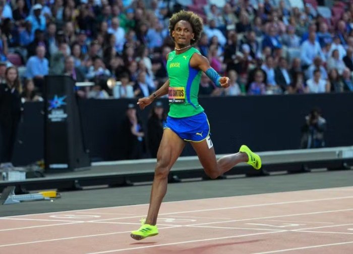 Alison dos Santos conquista o Mundial de Atletismo Ultimate e segue invicto em 2026