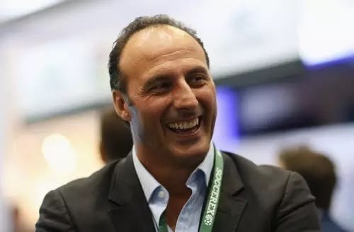 Ex-jogador Ramon Vega anuncia candidatura à presidência da Fifa e desafia Infantino