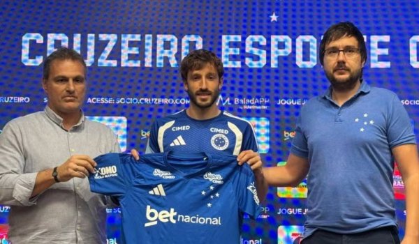 Viña detona diretoria do River, revela ajuda do Flamengo e explica escolha pelo Cruzeiro