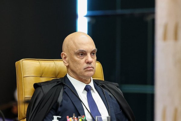 Reunião entre Moraes e integrantes da PF aumenta tensão no STF