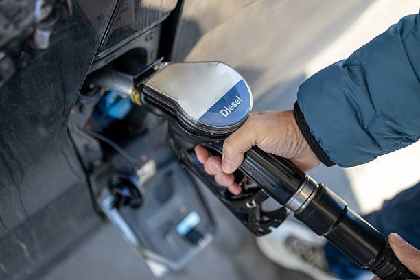 Governo renova por 30 dias subsídio de R$ 2,12 por litro de diesel