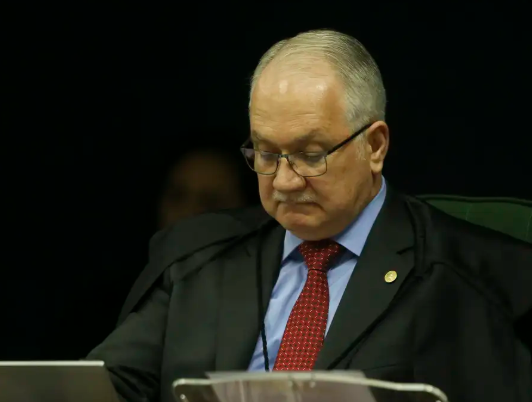 Fachin diz que acontecimentos recentes reforçam urgência de encerrar inquérito das fake news