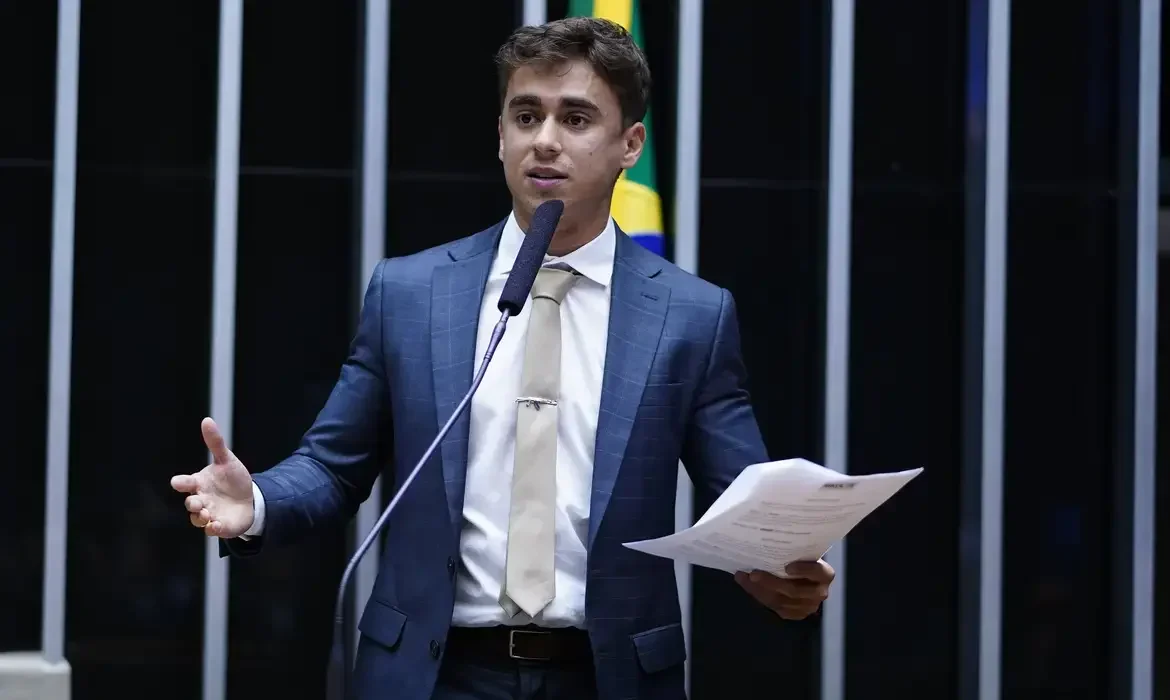 TRE-MG determina que ICL retire publicação com diálogo entre Nikolas Ferreira e Vorcaro