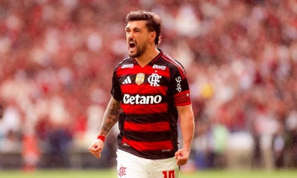 Flamengo sofre, tem jogador expulso, mas busca empate com o Del Valle e avança à semifinal da Libertadores