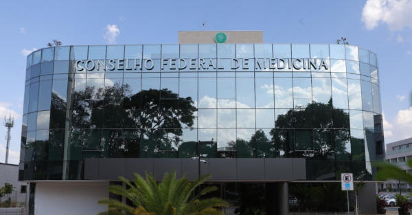 Senado aprova “OAB da Medicina” e exige aprovação em exame para exercer profissão