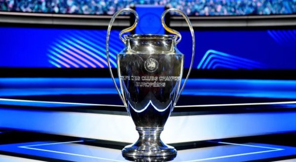 Liga dos Campeões tem rodada movimentada com PSG x Barcelona, Liverpool x Villarreal e mais sete confrontos