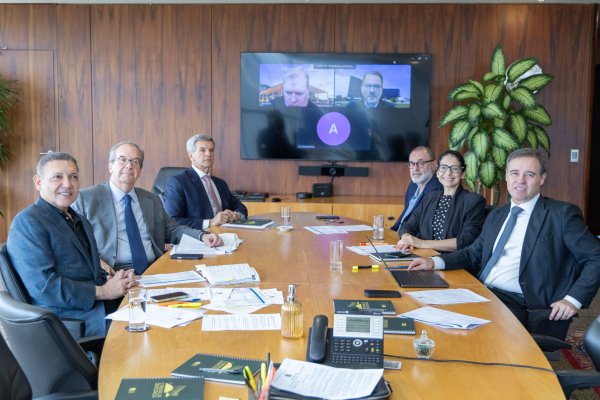 TSE forma maioria para aprovar novas regras para canais no WhatsApp