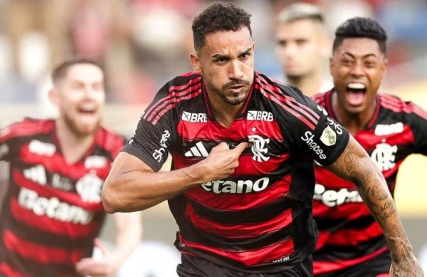 Flamengo avança em renovações e começa a desenhar elenco para 2027