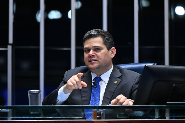 Impasse sobre maioridade penal leva Alcolumbre a adiar votação da PEC da Segurança Pública