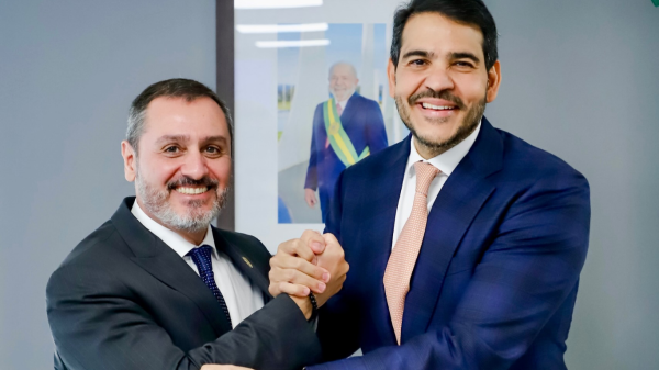 Após denúncia de Flávio, MPE pede que STF apure atuação de Andrei e Messias