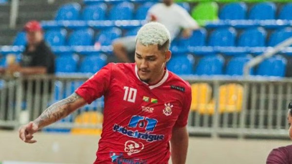 Pivô acreano marca 14 gols em um jogo e supera recorde da Copa do Mundo de Futsal