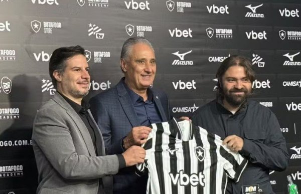 Tite é apresentado como novo técnico do Botafogo