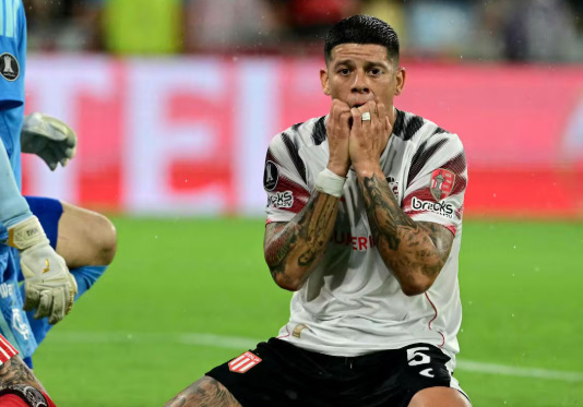 Rojo foi escalado de maneira regular pelo Estudiantes na semifinal da Libertadores