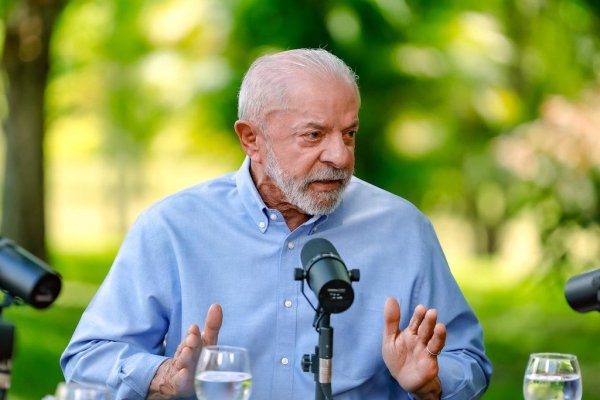 Lula chama Nikolas de “imbecil de marca maior” e acusa deputado de disseminar fake news