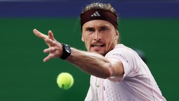 Zverev sofre, mas vence Bublik e avança às quartas de final do Masters 1000 de Xangai