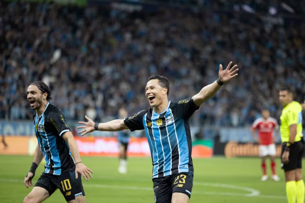 Grêmio elimina o Inter e iguala recorde histórico do Flamengo