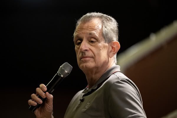 Bap admite erros no planejamento financeiro do Flamengo e promete mudanças para 2027