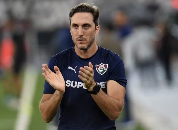 Inter acelera busca por novo técnico após saída de Pezzolano