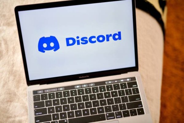 Justiça Federal manda Discord reforçar proteção de crianças, adolescentes e mulheres
